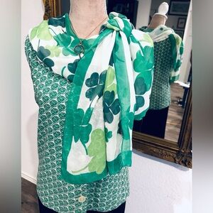 Beautiful Green & white Shamrock Clover St Patrick’s Day Irish scarf 16”x32”
